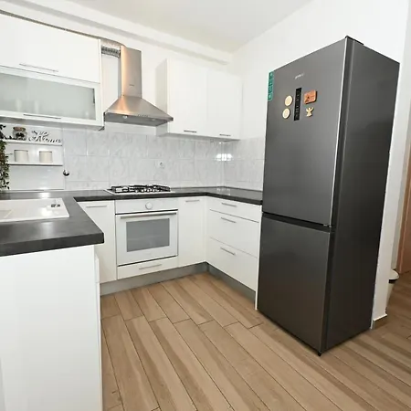 Marta Apartman