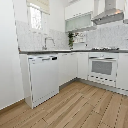 Marta Apartman *